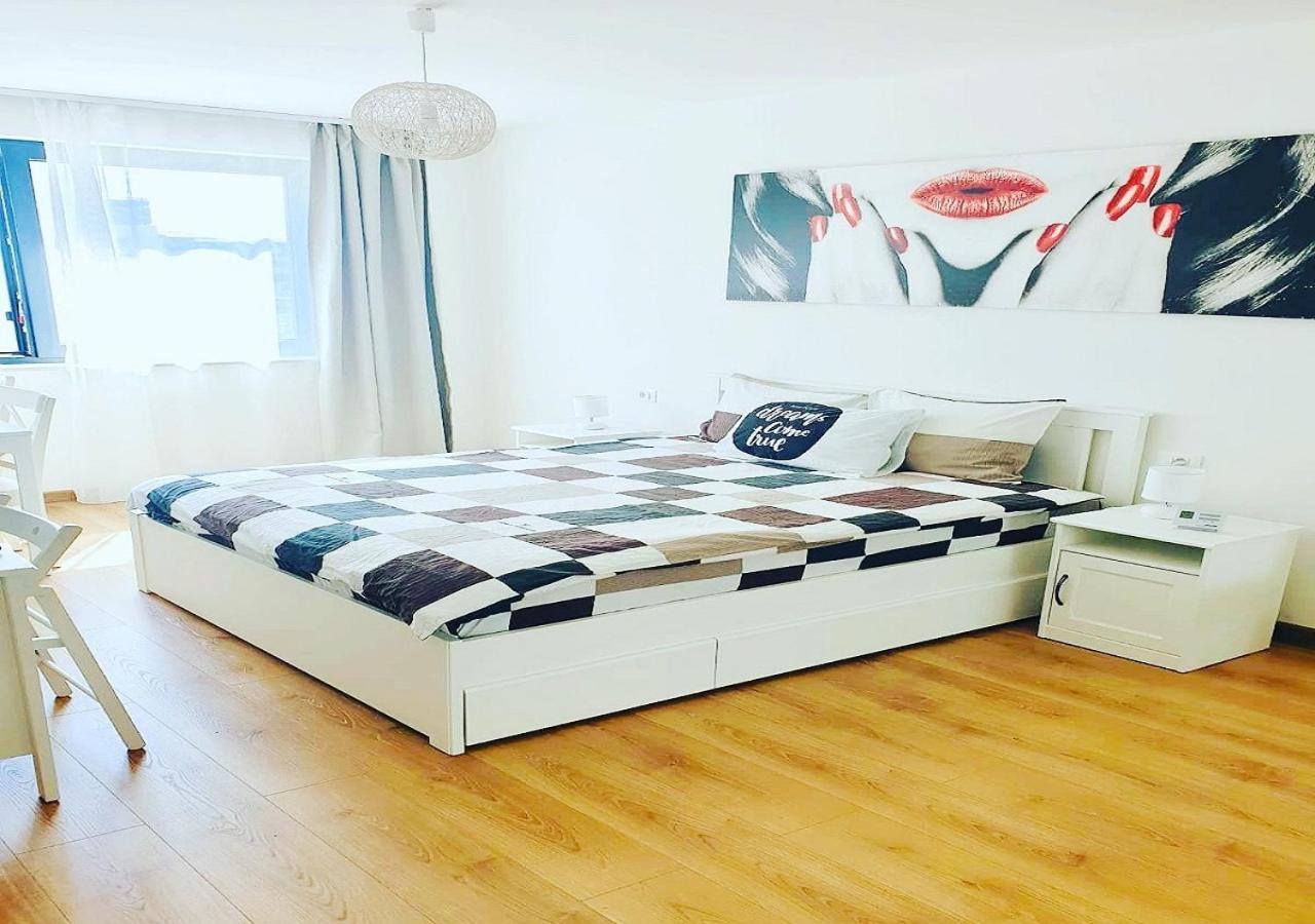 Segovia Apartament 2 Daire Braşov Dış mekan fotoğraf